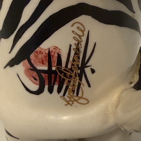 Lynda Corneille Swak Zebra Mug Safari Artistic Handcrafted 7" W x 6.5" L - Picture 5 of 8